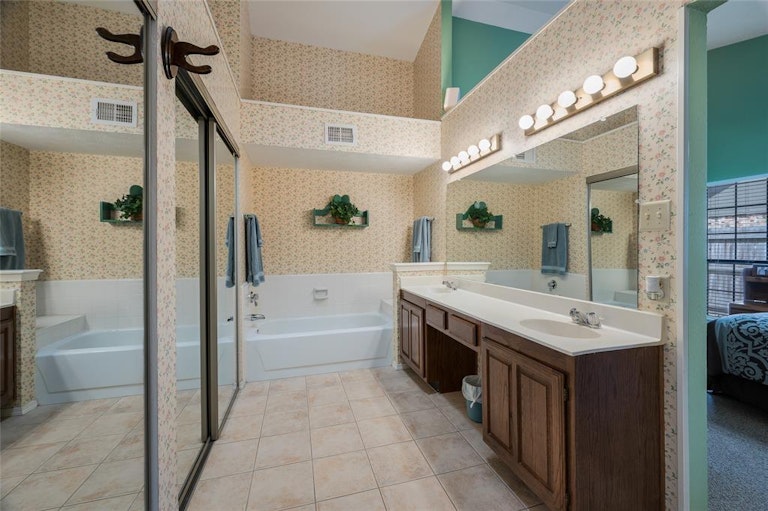 Photo 19 of 24 - 3610 Willowood Dr, Garland, TX 75040