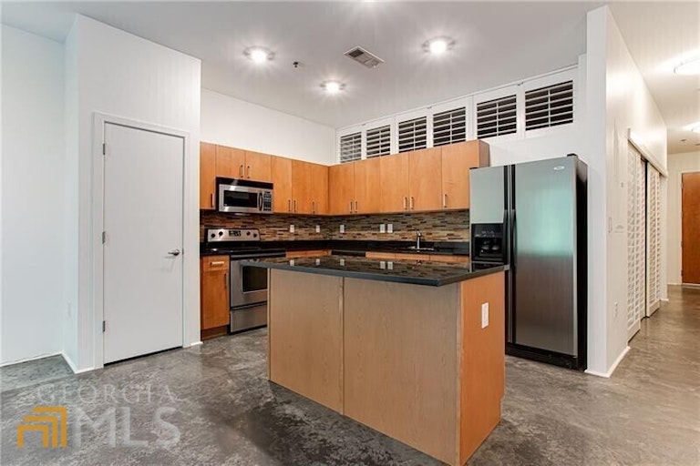Photo 8 of 37 - 560 Dutch Valley Rd NE #2212, Atlanta, GA 30324