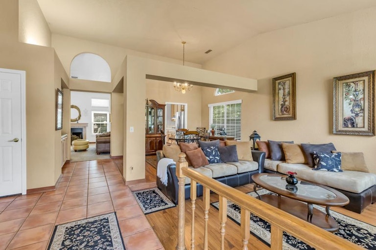 Photo 6 of 45 - 5400 Spring Creek Way, Elk Grove, CA 95758