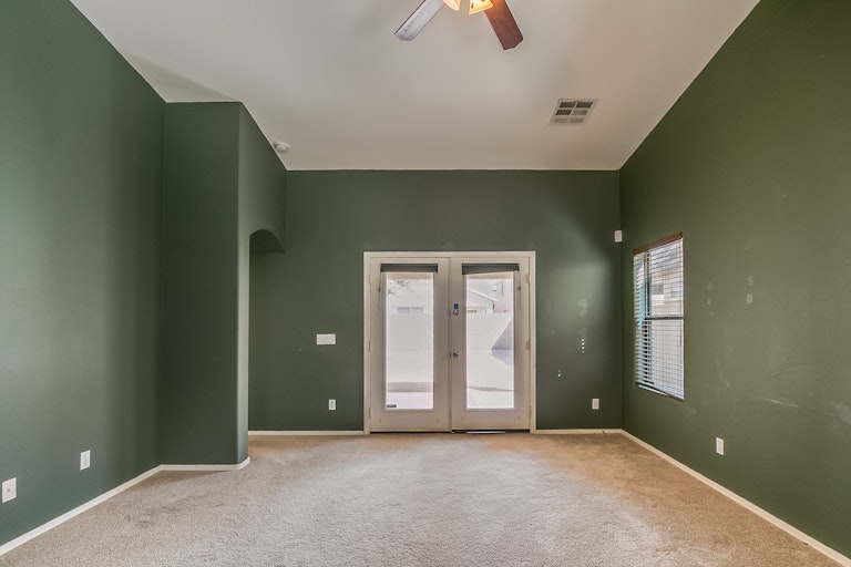 Photo 3 of 31 - 9920 W Hess St, Tolleson, AZ 85353