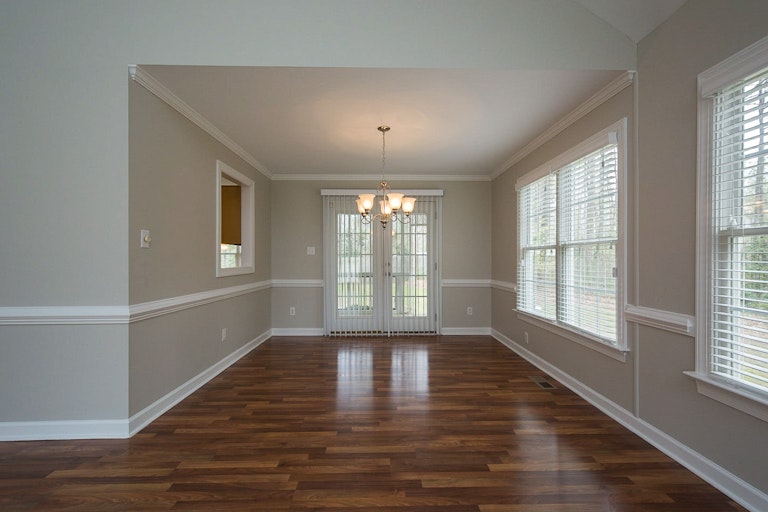 Photo 7 of 21 - 124 Baron Cir, Youngsville, NC 27596