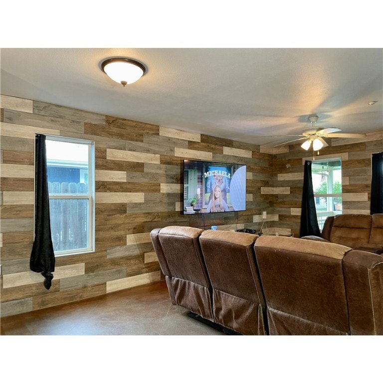 Photo 16 of 33 - 6905 Villita Avenida St, Austin, TX 78741