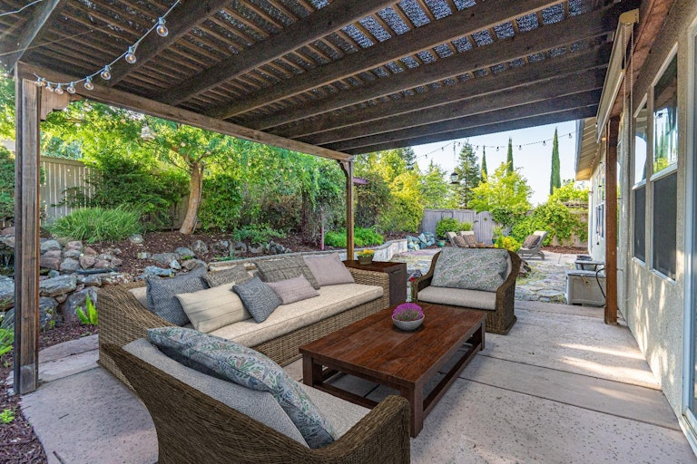 Photo 15 of 19 - 1644 Albatross Way, Rocklin, CA 95765
