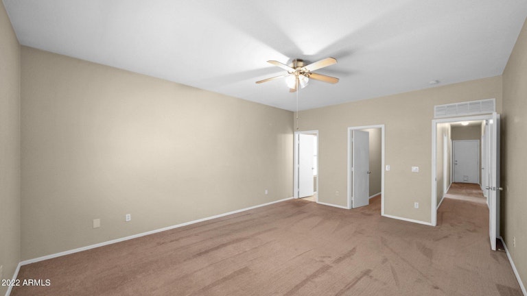 Photo 13 of 23 - 9513 W Monte Vista Rd, Phoenix, AZ 85037