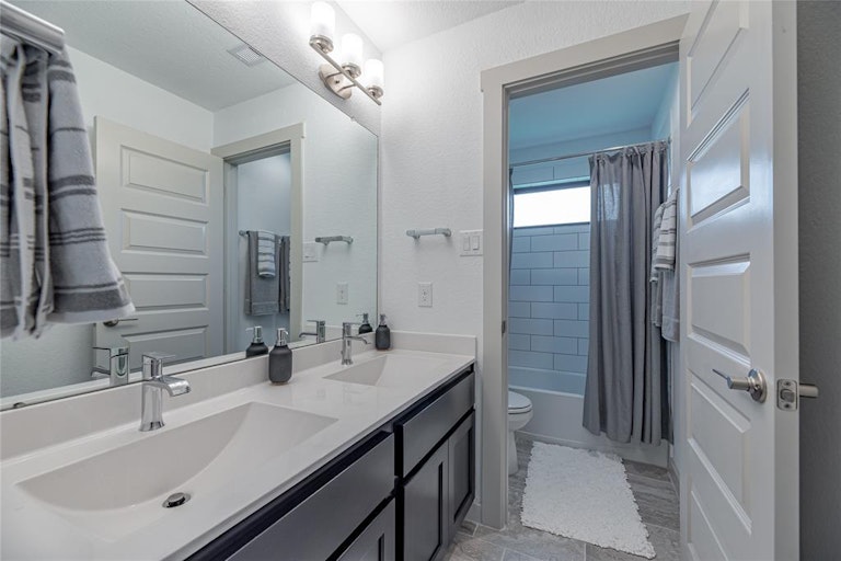 Photo 39 of 50 - 3806 Aidens Peak Ct, Katy, TX 77494