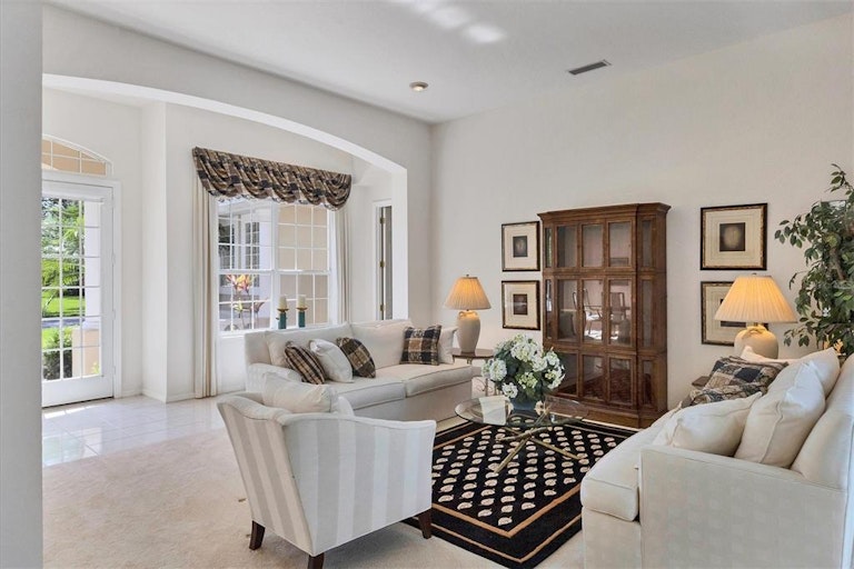 Photo 3 of 32 - 7204 Marston Ct, University Park, FL 34201