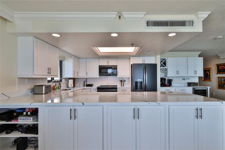 Photo 9 of 33 - 4139 S Atlantic Ave Unit B609, New Smyrna Beach, FL 32169