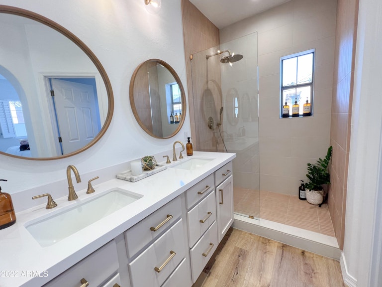 Photo 17 of 41 - 3935 E Rough Rider Rd #1044, Phoenix, AZ 85050