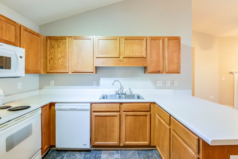 Photo 6 of 26 - 3228 Marcony Way, Raleigh, NC 27610