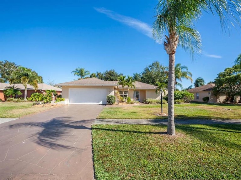 Photo 1 of 1 - 1589 Carrolwood Dr, Sarasota, FL 34232