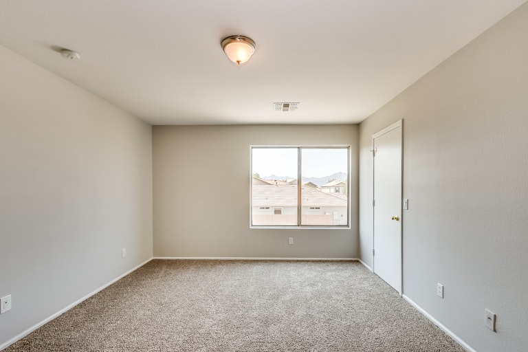Photo 14 of 30 - 4938 W Desert Dr, Laveen, AZ 85339