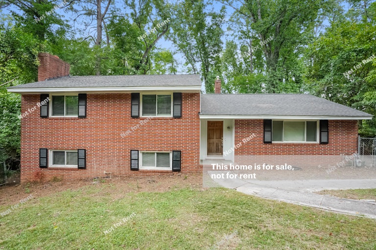 Photo 1 of 25 - 1814 Varnell Ave, Raleigh, NC 27612