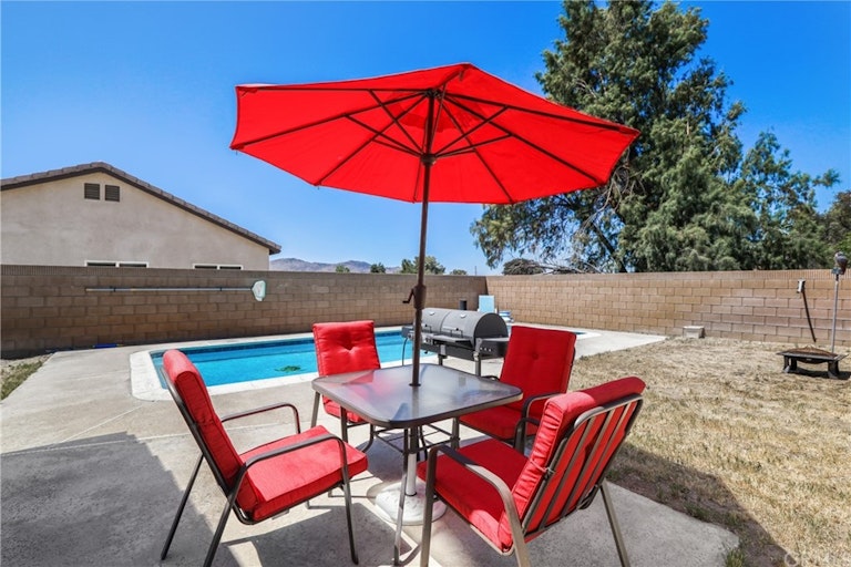 Photo 22 of 34 - 2091 Roanoke St, San Jacinto, CA 92582