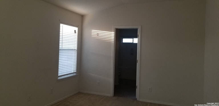 Photo 17 of 22 - 514 Candy Dr, Converse, TX 78109