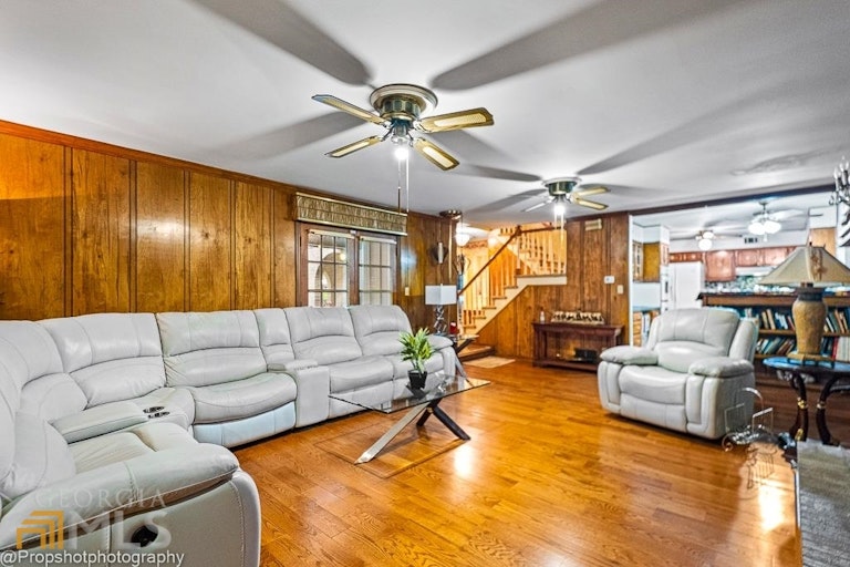 Photo 12 of 27 - 2924 Cherry Blossom Ln, Atlanta, GA 30344