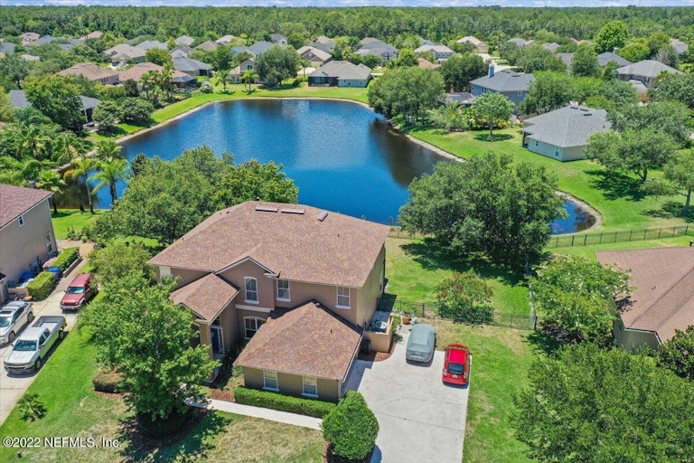 Photo 1 of 40 - 627 Battersea Dr, Saint Augustine, FL 32095