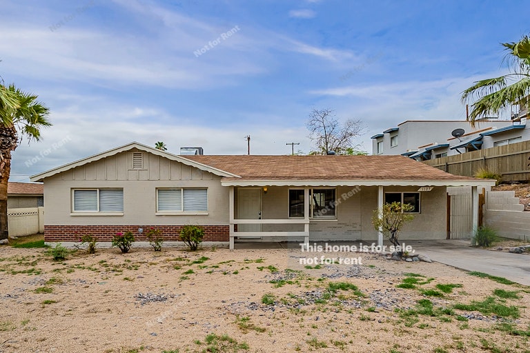 Photo 1 of 30 - 1127 E Butler Dr, Phoenix, AZ 85020