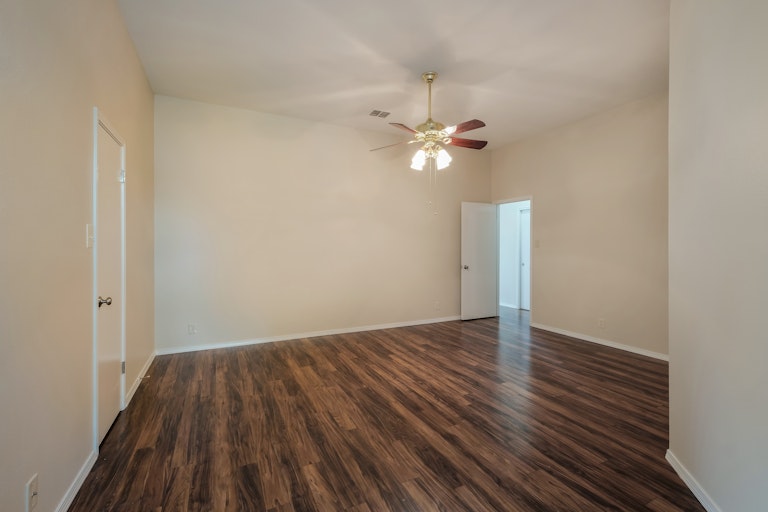 Photo 10 of 27 - 8027 Dove Trail Dr, San Antonio, TX 78244