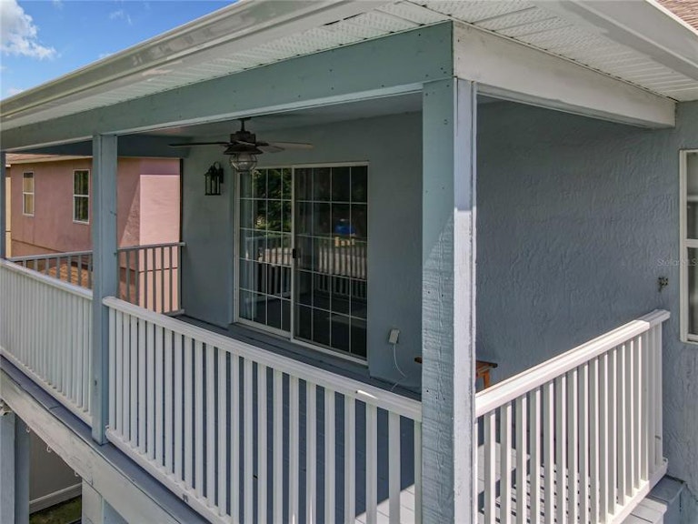 Photo 31 of 49 - 14915 Hawksmoor Run Cir, Orlando, FL 32828