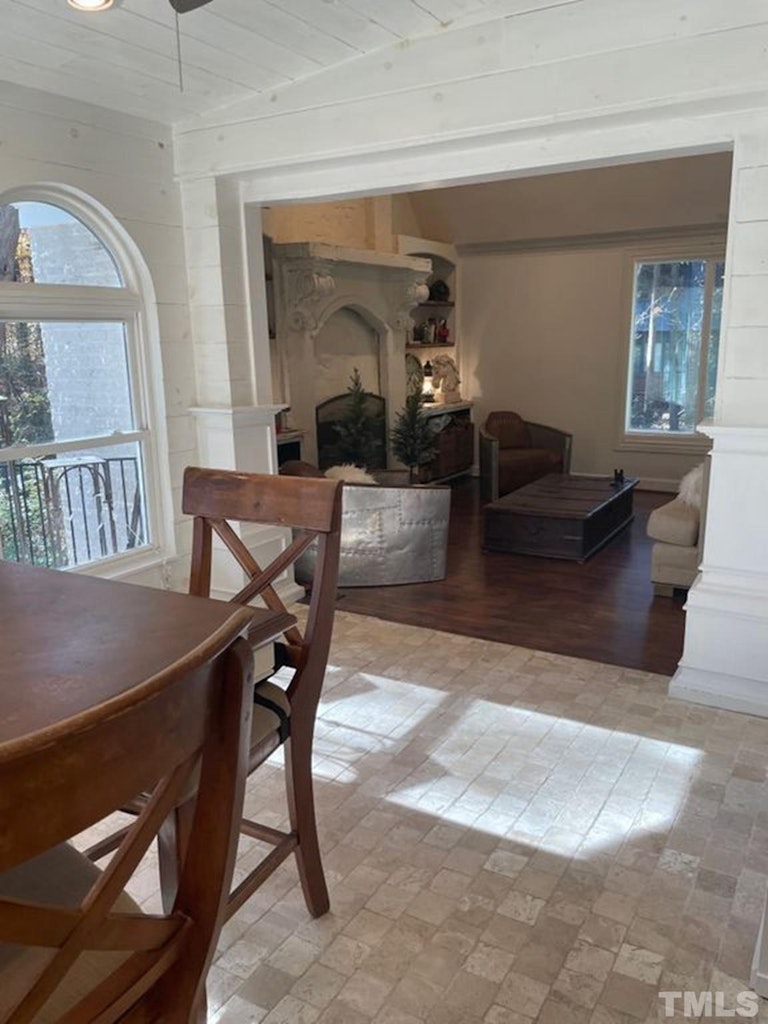 Photo 26 of 49 - 1204 Queensferry Rd, Cary, NC 27511