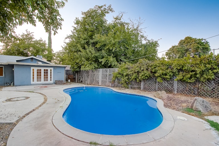 Photo 31 of 32 - 8146 Lichen Dr, Citrus Heights, CA 95621