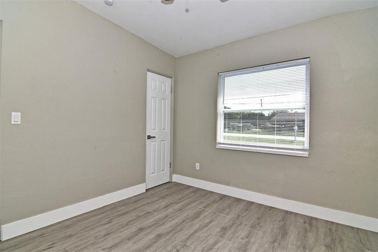 Photo 18 of 40 - 2201 Murdock Blvd, Orlando, FL 32817