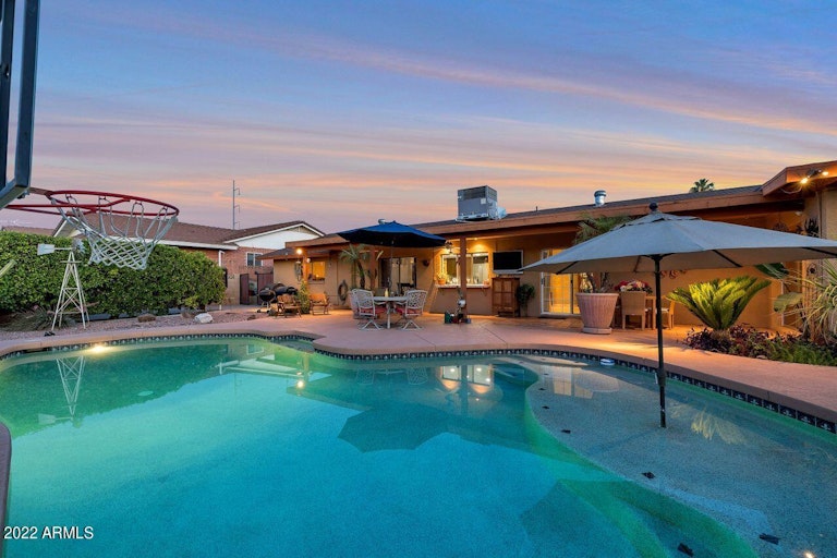 Photo 41 of 45 - 612 E Brook Hollow Dr, Phoenix, AZ 85022