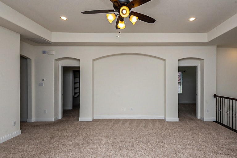 Photo 17 of 27 - 5220 Soren St, Irving, TX 75038