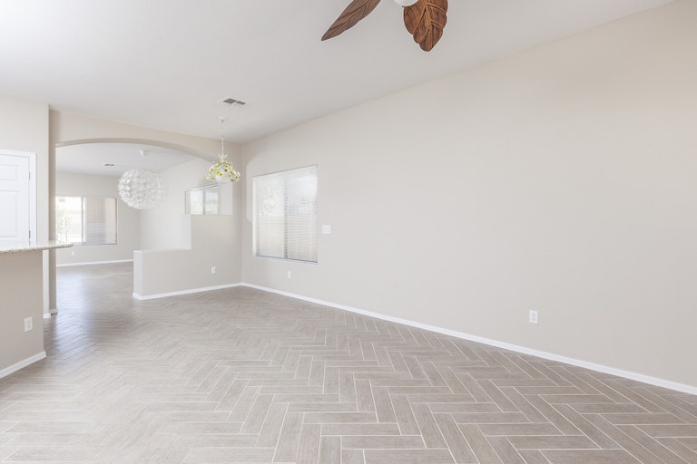 Photo 5 of 25 - 14615 W Ventura St, Surprise, AZ 85379