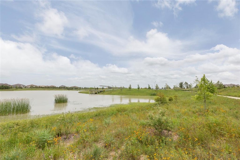 Photo 14 of 21 - 11114 Hindwing Trl, Cypress, TX 77433