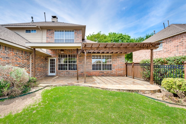 Photo 6 of 30 - 106 Forest Bend Dr, Coppell, TX 75019
