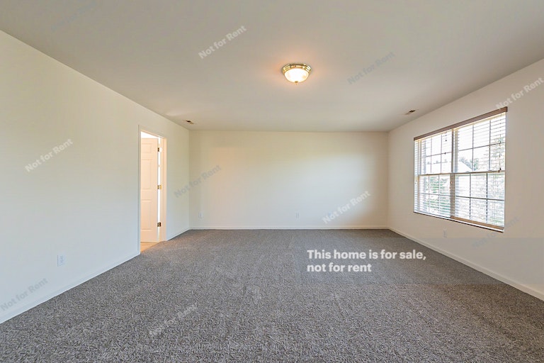 Photo 8 of 22 - 8824 Kaplan Woods Way, Wake Forest, NC 27587
