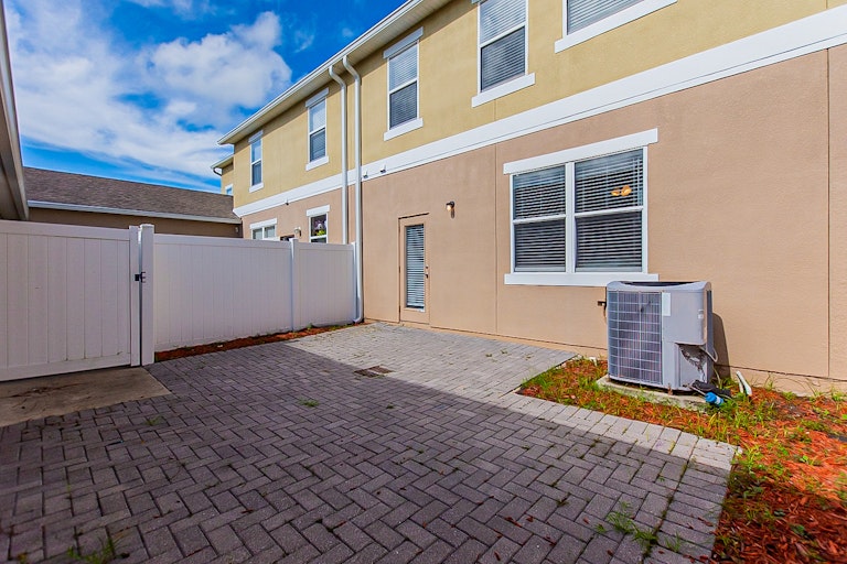 Photo 17 of 19 - 3209 Jackson Grey Rd, Kissimmee, FL 34746
