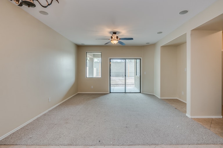 Photo 9 of 23 - 1612 W Kuralt Dr, Anthem, AZ 85086
