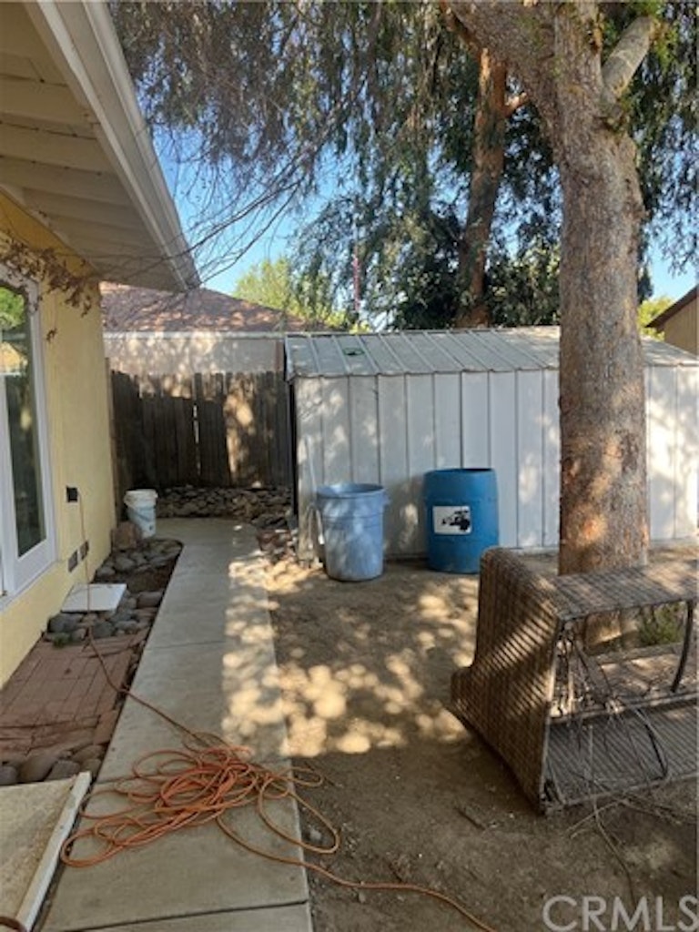 Photo 14 of 16 - 1929 E Oakland Ave, Hemet, CA 92544