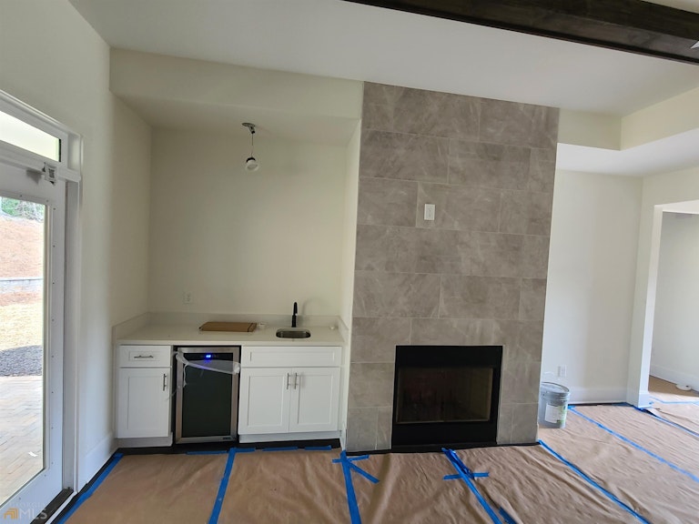 Photo 11 of 32 - 6011 Tradewinds Cv, Gainesville, GA 30506