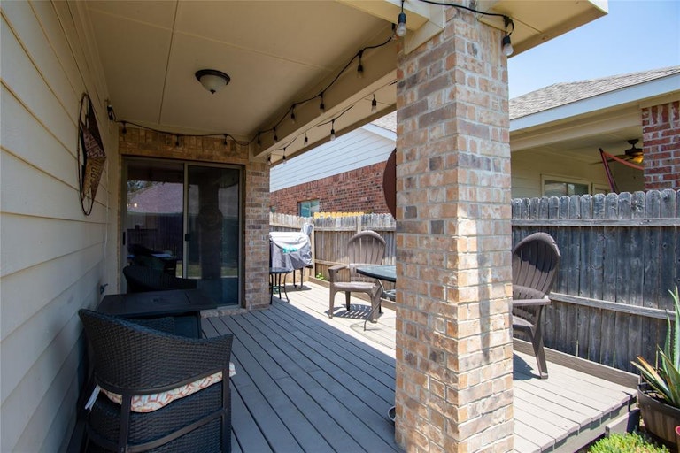 Photo 36 of 38 - 12140 Walden Wood Dr, Fort Worth, TX 76244