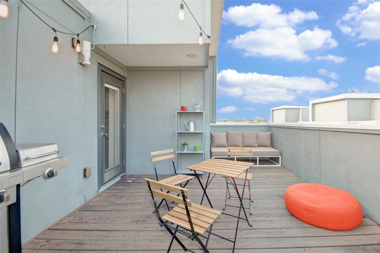 Photo 36 of 49 - 5638 Petty St Unit C, Houston, TX 77007