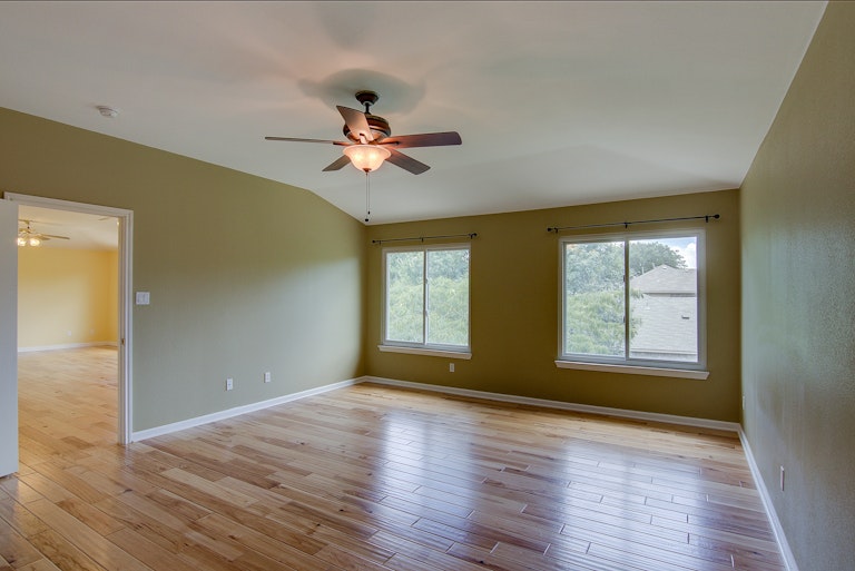 Photo 22 of 30 - 10921 Bexley Ln, Austin, TX 78739