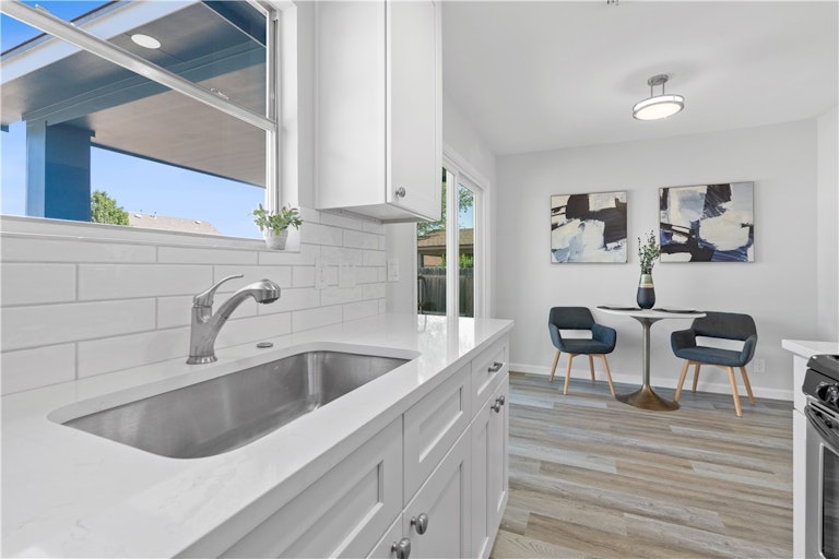 Photo 13 of 34 - 125 Segovia Way, Pflugerville, TX 78660