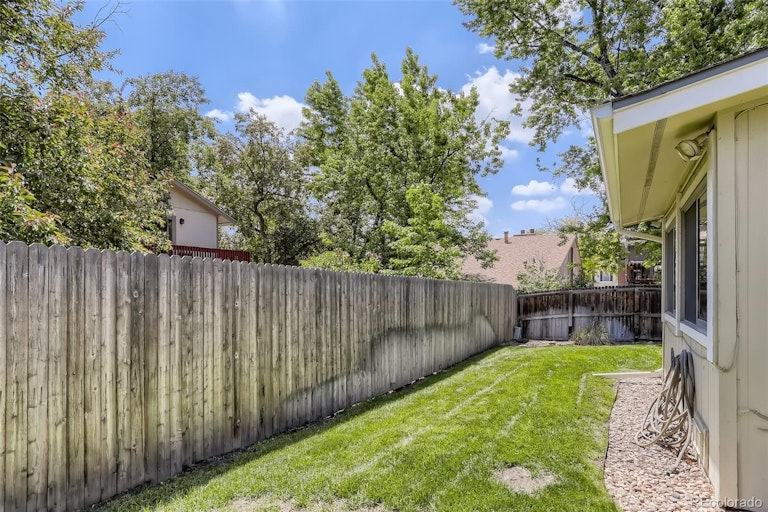 Photo 25 of 35 - 12379 E Bates Cir, Aurora, CO 80014