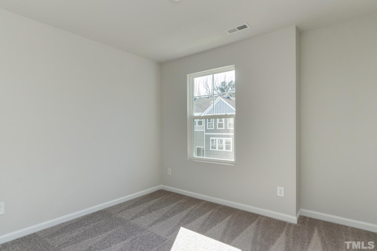 Photo 28 of 32 - 108 Maple Grove Ln, Durham, NC 27703