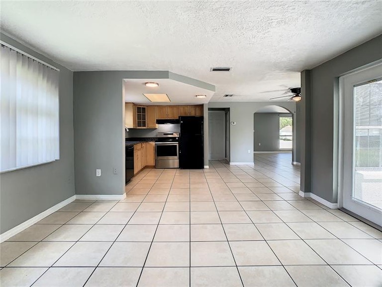 Photo 32 of 54 - 10136 Brandywine Ln, Port Richey, FL 34668