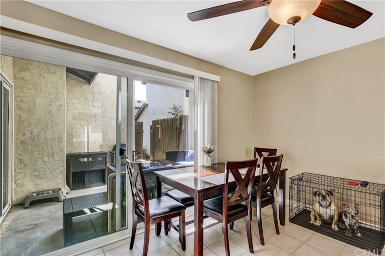 Photo 8 of 31 - 1974 E Lynwood Dr #2B, San Bernardino, CA 92404