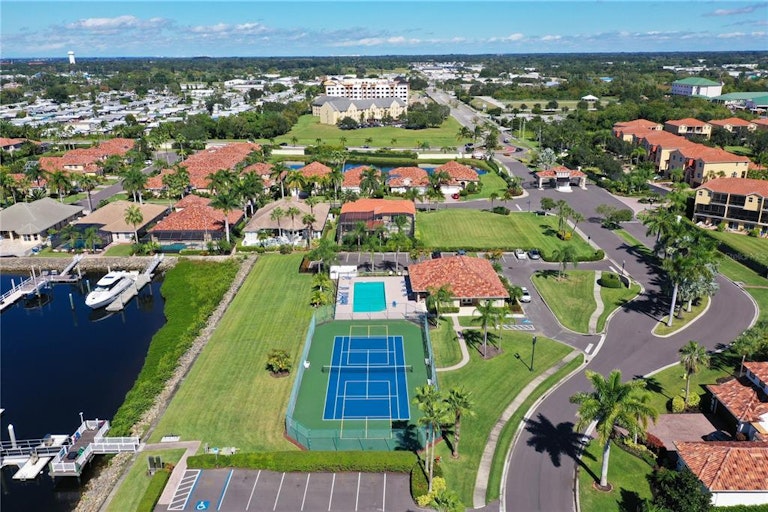 Photo 41 of 51 - 304 9th Ave E, Palmetto, FL 34221