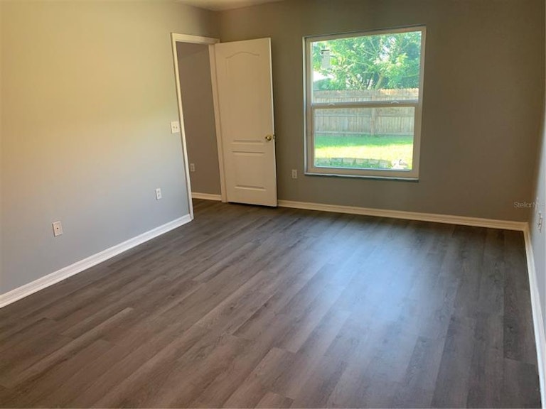 Photo 17 of 44 - 655 Lakemont Dr, Brandon, FL 33510
