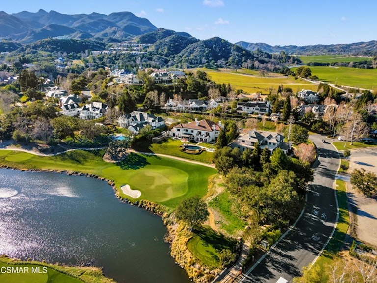 Photo 64 of 80 - 208 W Stafford Rd, Thousand Oaks, CA 91361