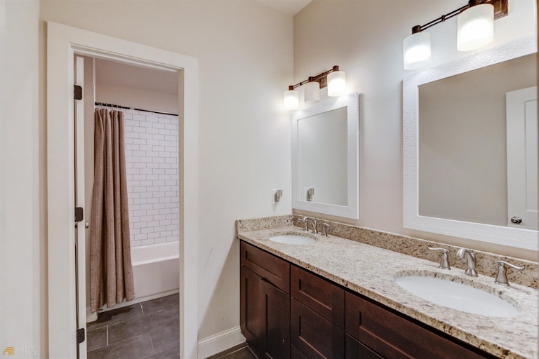 Photo 36 of 51 - 477 Tom Smith Rd SW, Lilburn, GA 30047