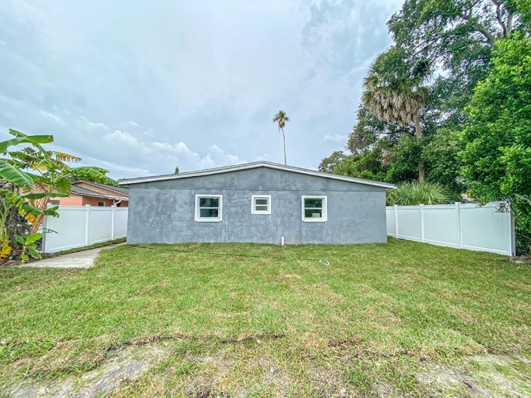 Photo 35 of 35 - 5103 N 30th St, Tampa, FL 33610