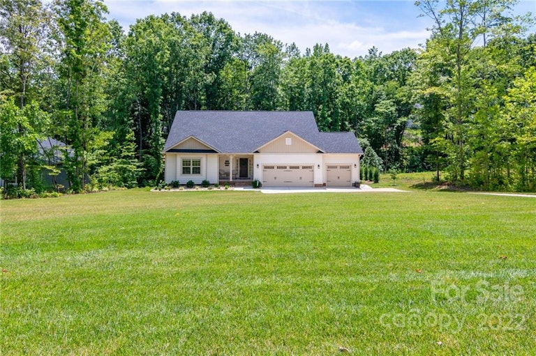 Photo 2 of 48 - 156 Wylie Trl, Statesville, NC 28677